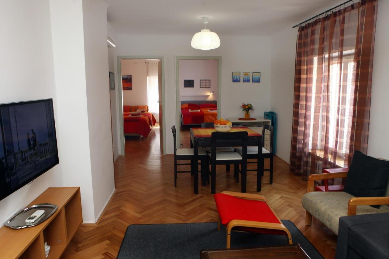 Spacious Piran Central Apartment For 5 Pax Bg Εξωτερικό φωτογραφία